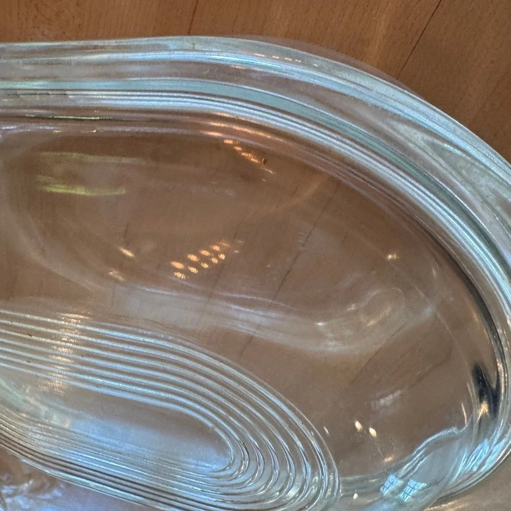 Vintage Pyrex 602-C Clear‎ Glass Oval Casserole Dish with Ribbed Lid 1.5 Quart